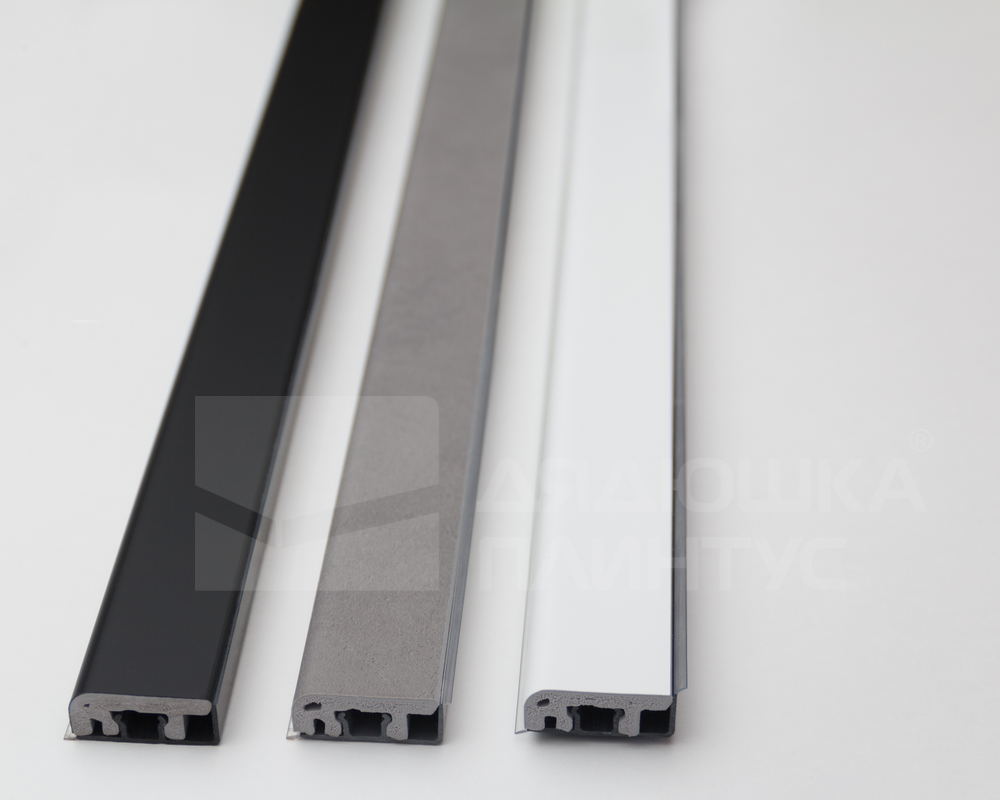 Кухонный плинтус Thermoplast AP630-1905 Чёрный глянец