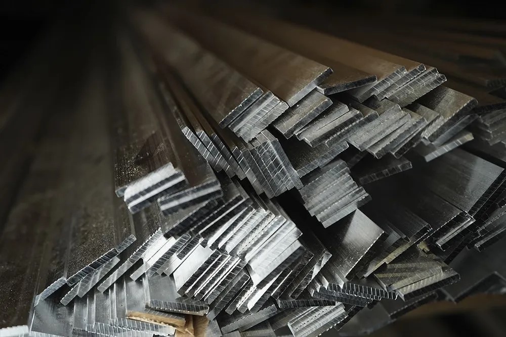 Штанга плоская 40 мм ШПл 05.2000.501л Серебро. Цена за 5 штук.