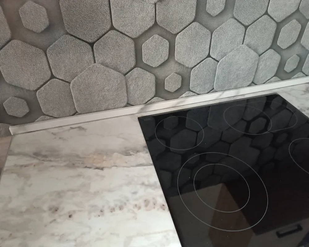 Кухонный плинтус Thermoplast AP630-1200 Алюминий глянец