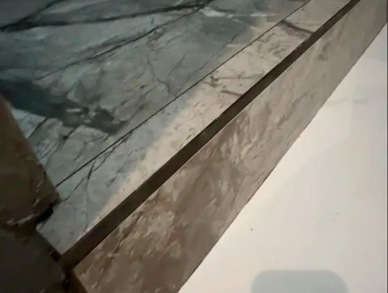 Профиль окантовочный Волшебная палочка MSPK 01.2700.042L 10мм 2,7м Шампань