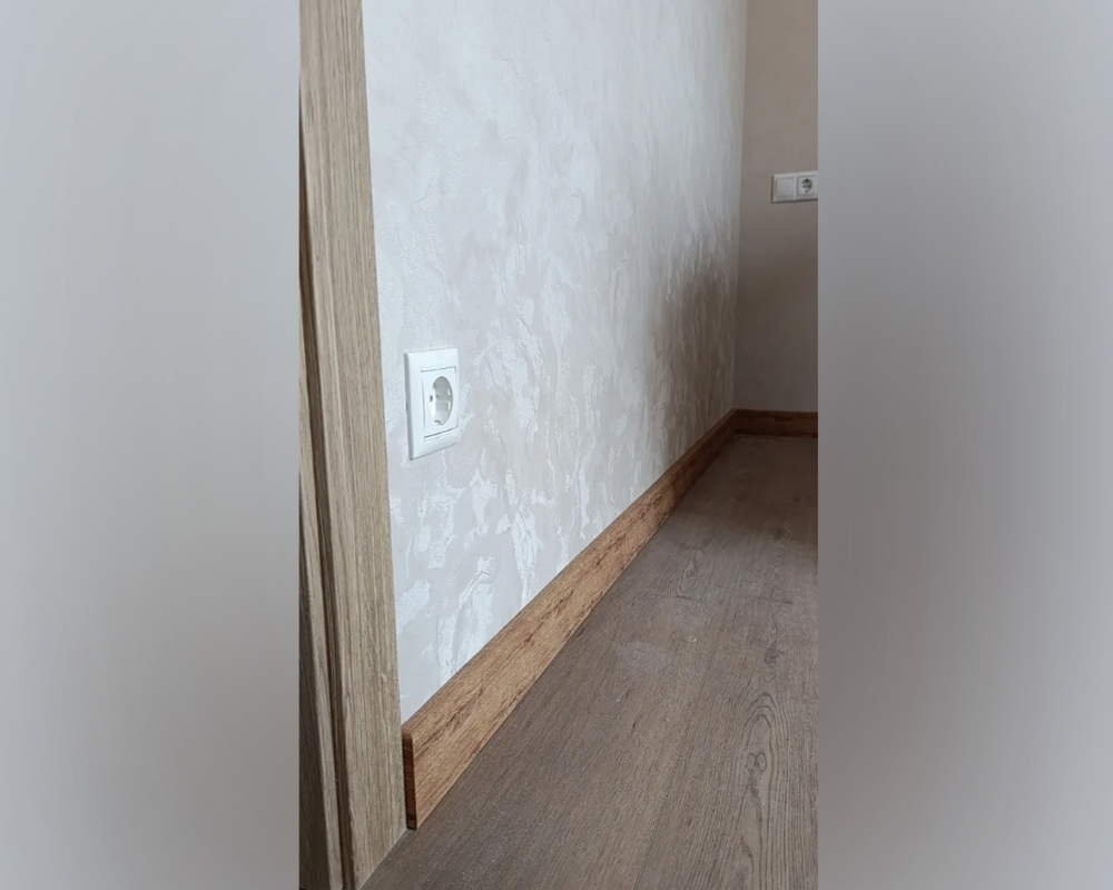 Плинтус напольный Salag Alpha 60*15*2200 мм AP6136 Дуб уникальный