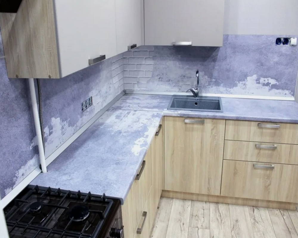 Плинтус для столешницы Алюминий 28*28мм 3,05м Серебро прямой