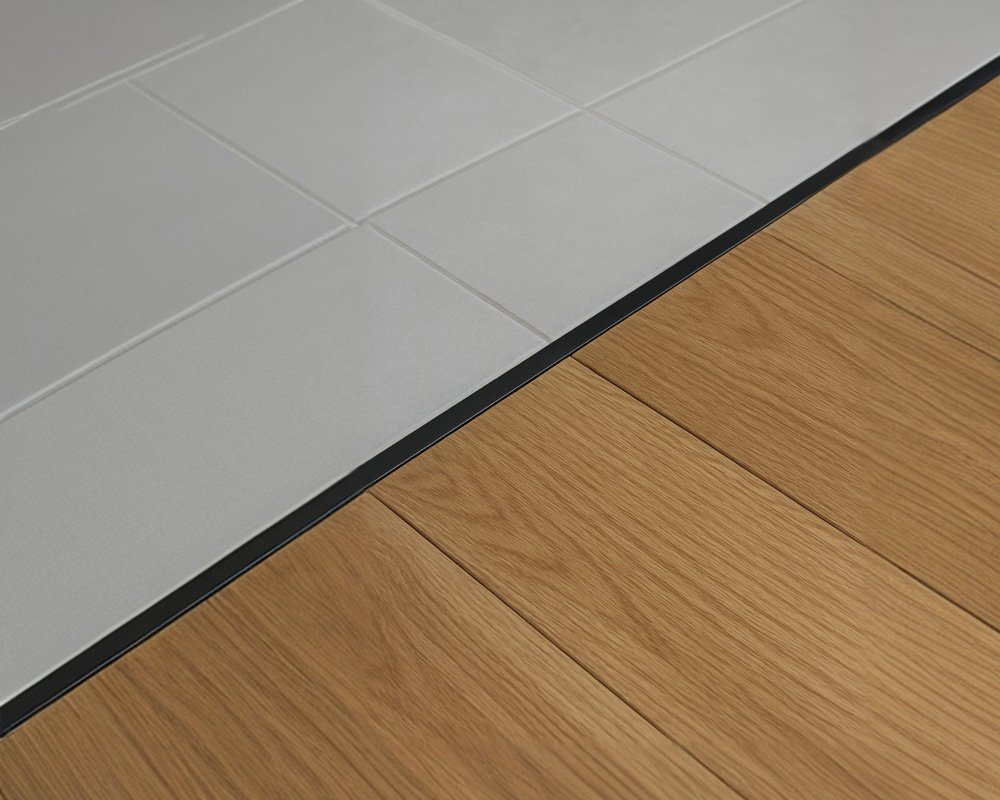 PVS90-19 Профиль Т-образный нержавеющая сталь Черный Зеркальный 14мм х 2.7м