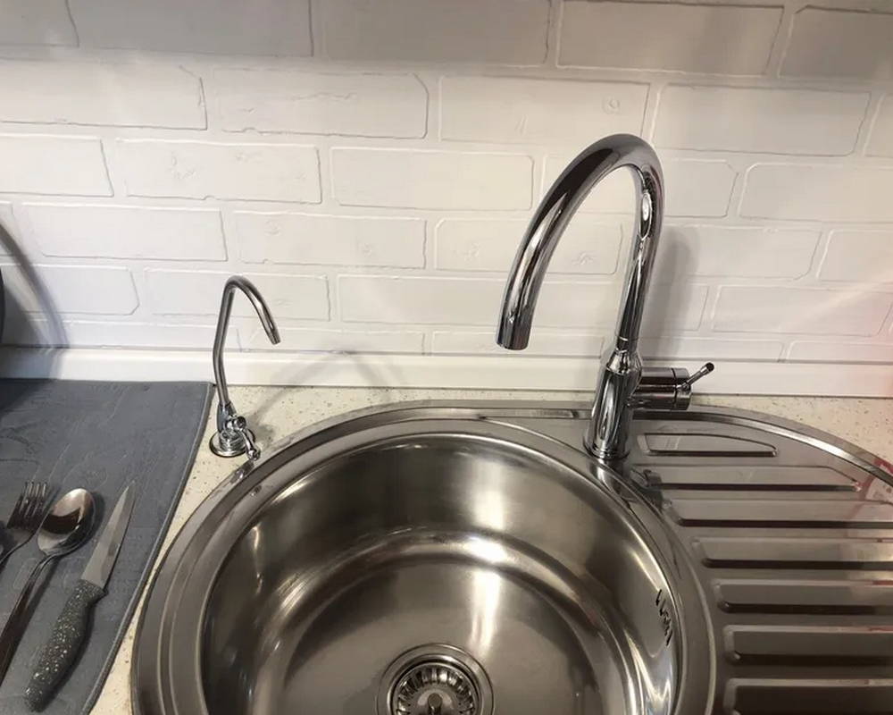 Кухонный плинтус Thermoplast AP630-1200 Алюминий глянец