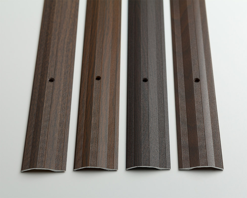 Порог разноуровневый ПР 02.1800.R195 Сосна серебристая