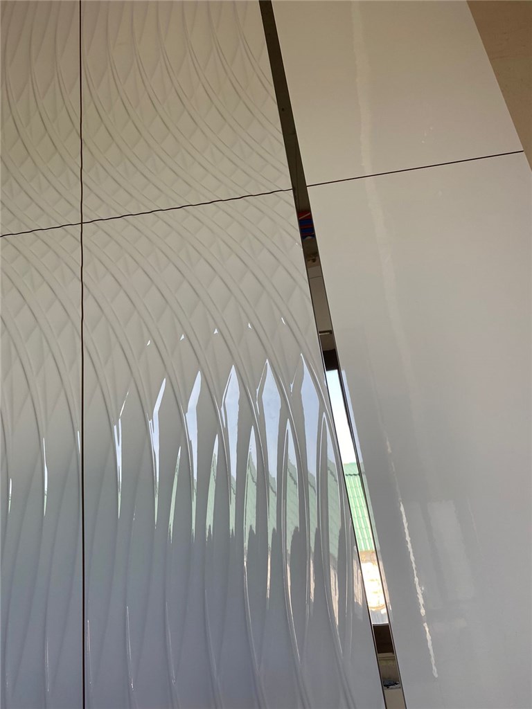 Профиль окантовочный Волшебная палочка MSPK 01-12.2700.01L 12мм 2,7м Серебро Люкс