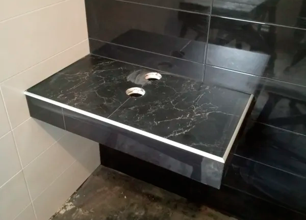 Профиль окантовочный ПК 13-10НСЗ(304).2700.002 2,7 м Золото