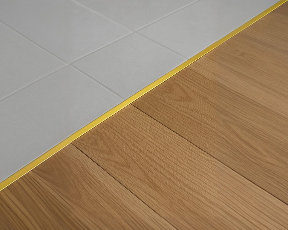 PVS91-04 Профиль Т-образный нержавеющая сталь Золото браш 20мм х 2.7м