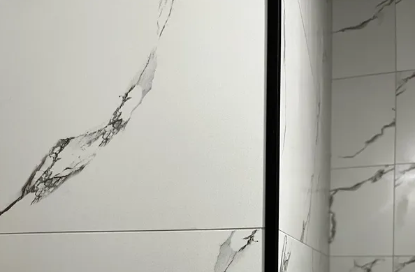 Профиль окантовочный ПУ 20НСЗ(304).2700.015 2,7 м Черный