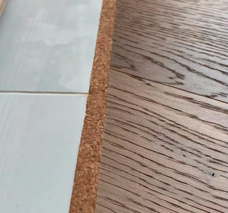 Компенсатор пробковый ВОЛШЕБНАЯ ПАЛОЧКА 900*15*10мм Р01