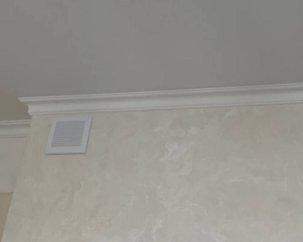 Плинтус потолочный из полистирола высокой плотности HI-WOOD A165L 165х62мм 2,0м