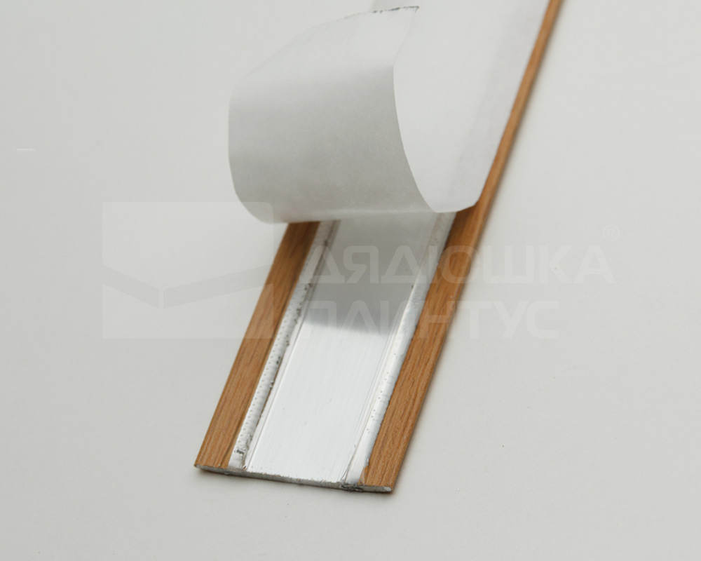 Самоклеящийся порог ЛС 35.1800.4092т Вишня темная