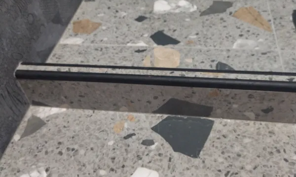 Профиль окантовочный Волшебная палочка MSPK 03-9.2700.01L 9мм 2,7м Серебро Люкс