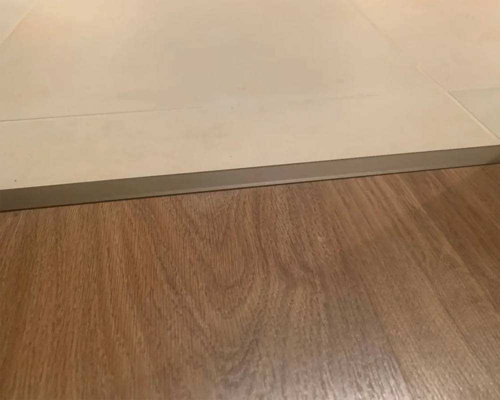 PVS90-07 Профиль Т-образный нержавеющая сталь Антик браш темный 14мм х 2.7м