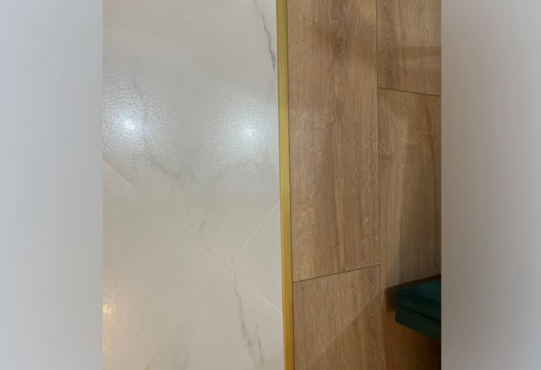 PV101-04 Профиль T-образный плоский MG Золото матовое 10мм х 2.7м