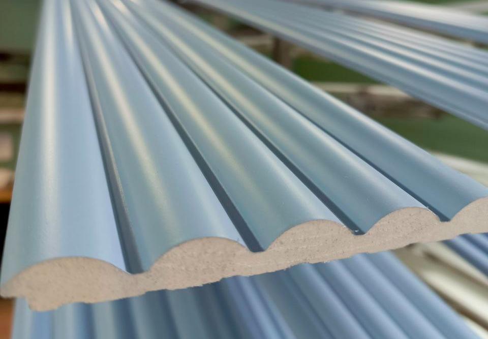 Стеновая панель HI WOOD белая. LV137 NP HI WOOD 120,0мм х 12,0мм х 2,7м. Окраска включена в стоимость