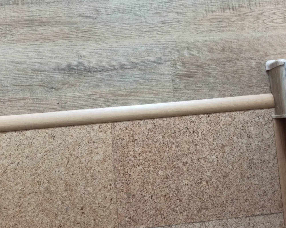 Самоклеящийся порог ЛС 35.1800.4045 Сосна северная