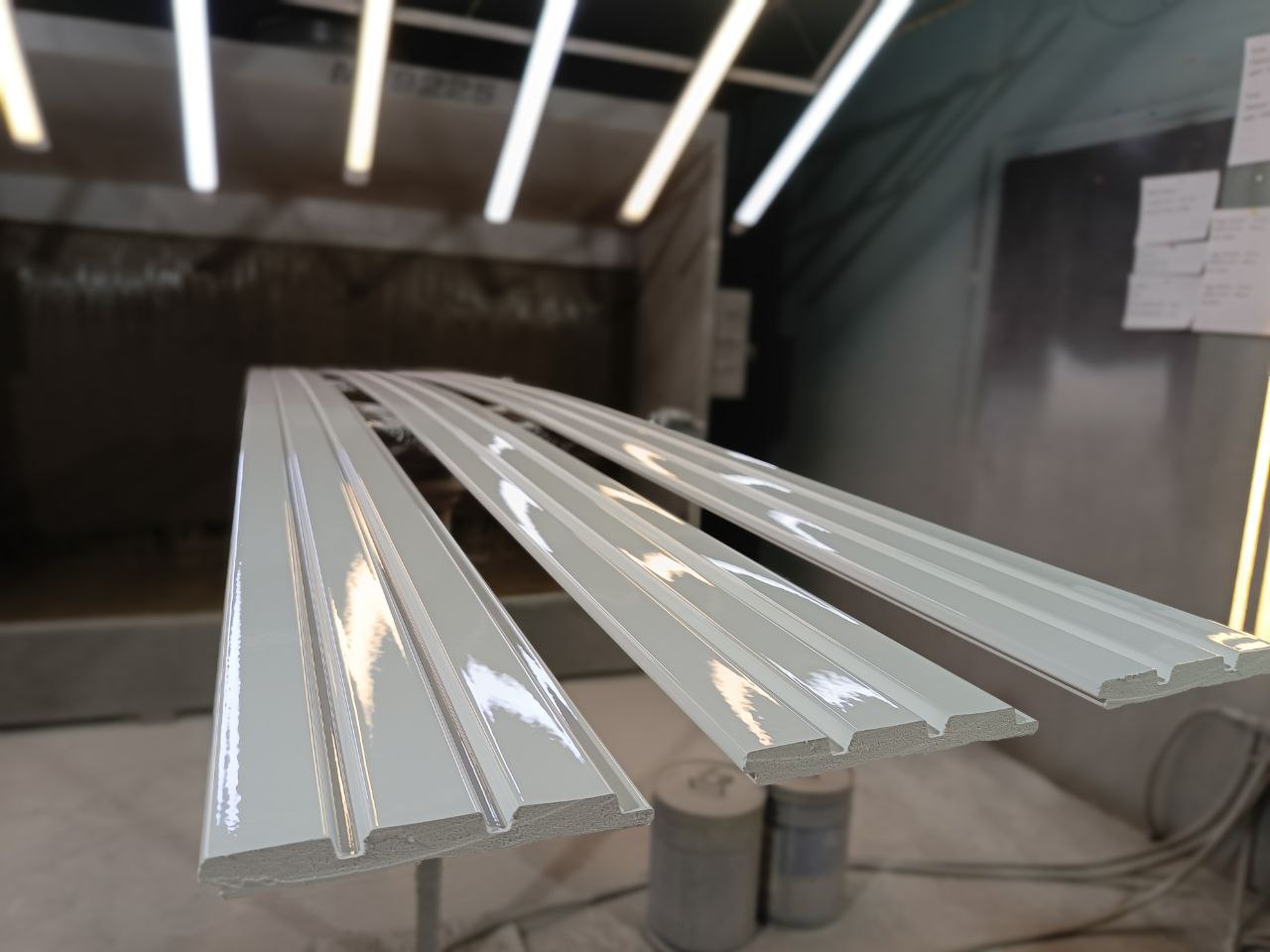 Стеновая панель Волшебная Палочка 101. 2700*120*12 мм. Окраска включена в стоимость