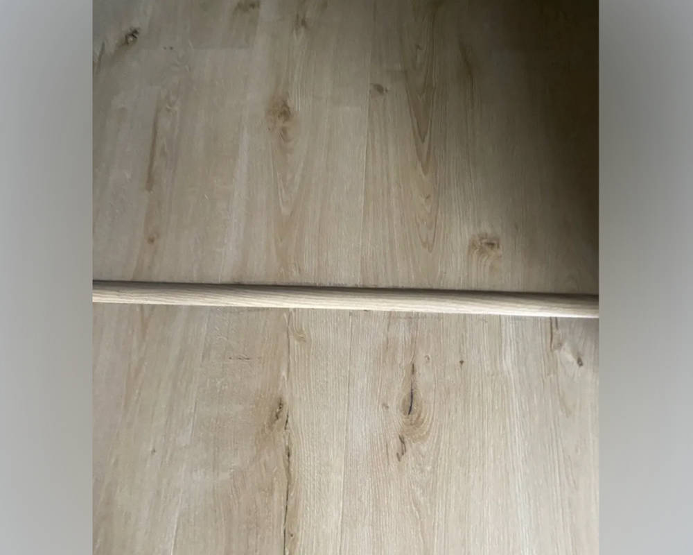 Самоклеящийся порог ЛС 35.1800.4045 Сосна северная