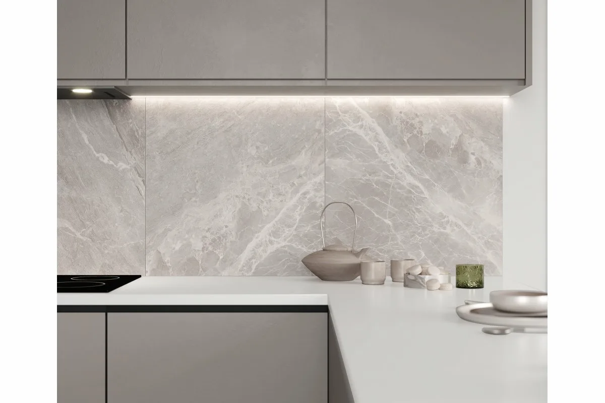 Панель самоклеющаяся ПВХ 300х300 мм 6шт/уп Мрамор Нова София. Цена указана за 0,54 м²