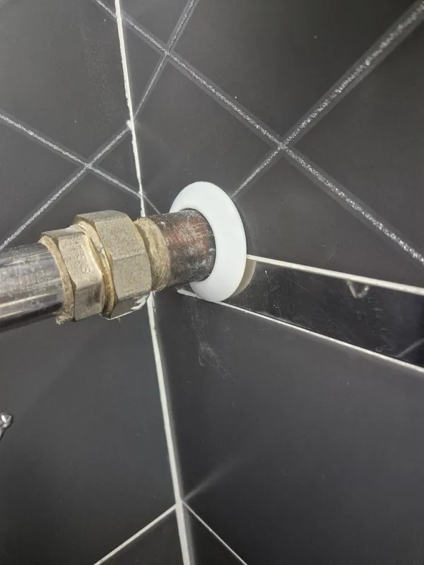 Обвод для труб универсальный ПВХ ИДЕАЛ Ф16-22 001 Белый