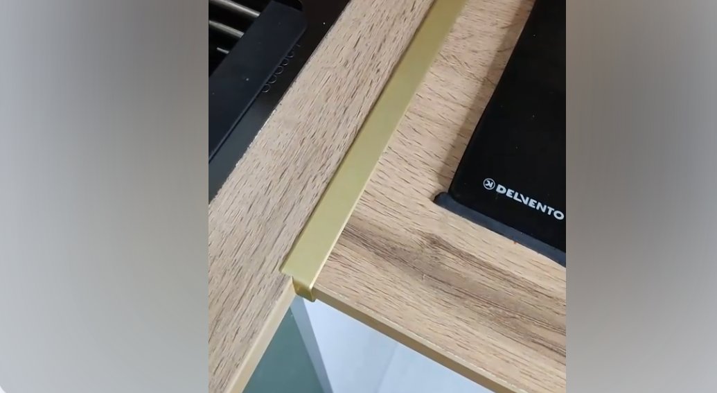 PVS90-05 Профиль Т-образный нержавеющая сталь Золото зеркальное 14мм х 2.7м