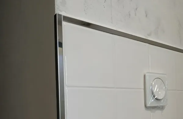 Угол наружный Латунь хромированная Progress. 15х15мм 2,7м PEGОС 15А